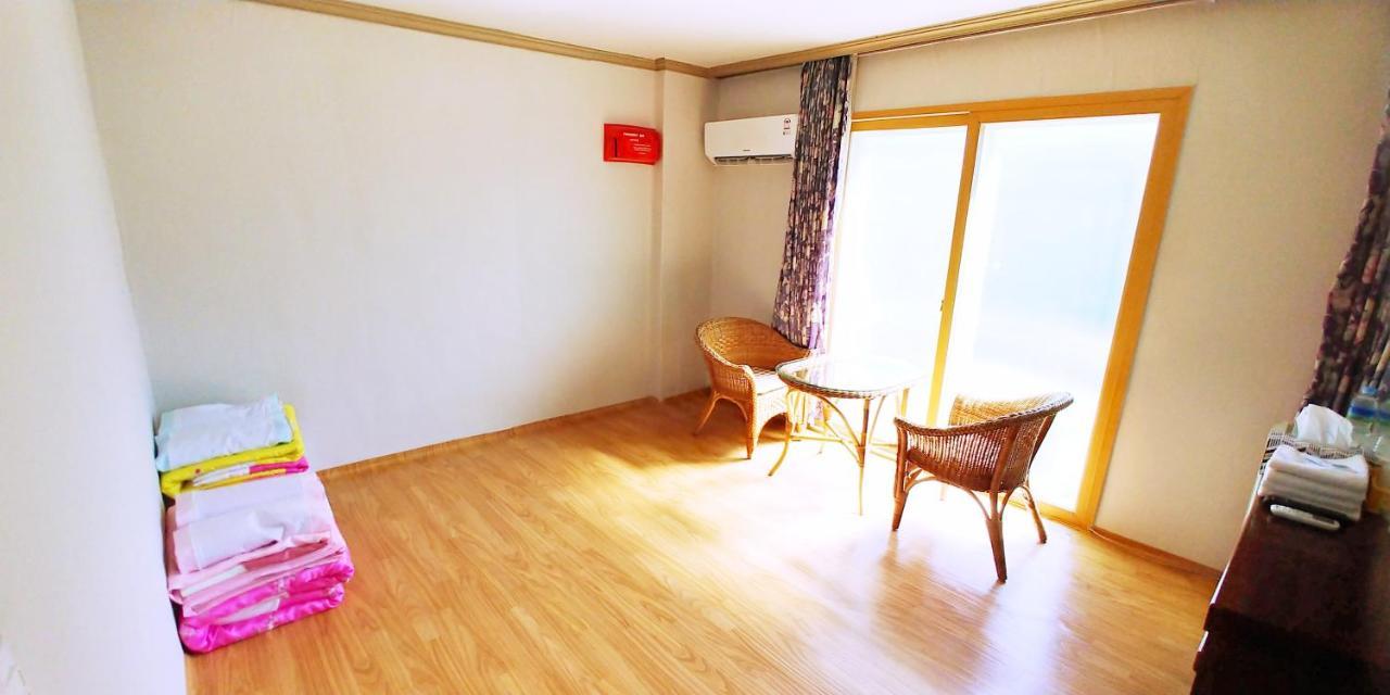 Namwon Hotel Exterior photo